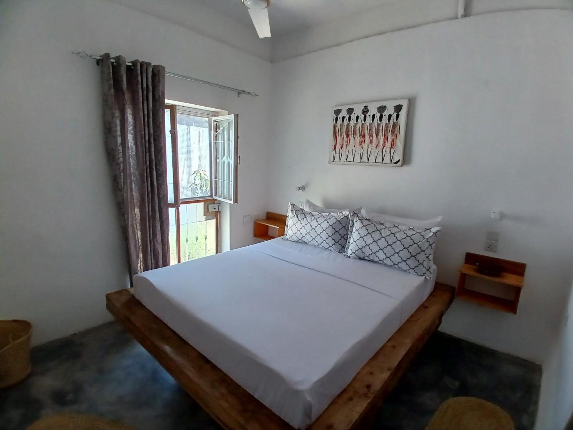 Double Room, With Breakfast, Wifi, 20 Meters To The *